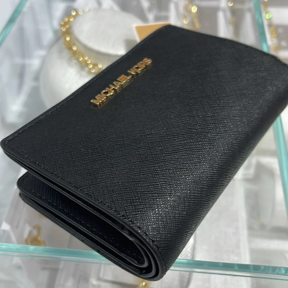 Michael Medium Crossgrain Leather Bifold Wallet Black NWT